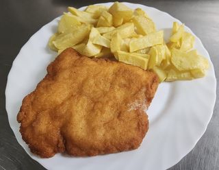 Milanesa De Pollo Rellena