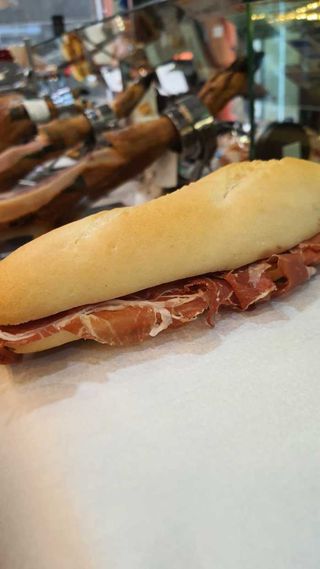 Bocadillo Ibérico