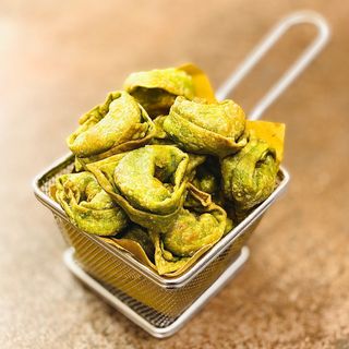 Balanzone fritto ripieno di mortadella e formaggio 250g