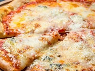 Pizza normal 4 fromage 