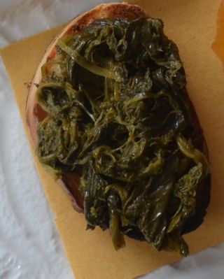 Bruschette ai friarielli - 2 pezzi