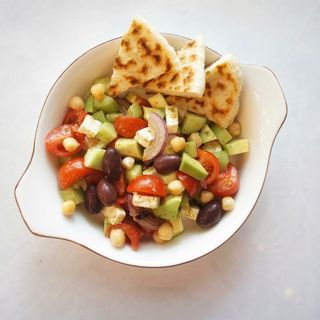 Не- традиционна българска салата