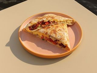 Млинець із салямі
