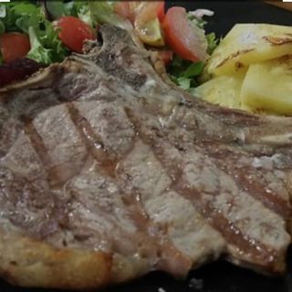 Entrecot De Ternera Con Guarnición (400 G.)