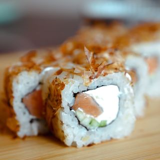 Копченный тунец 8 шт.