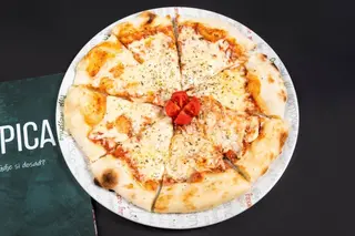 Pizza Margherita