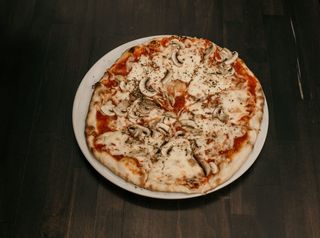 Pizza Funghi
