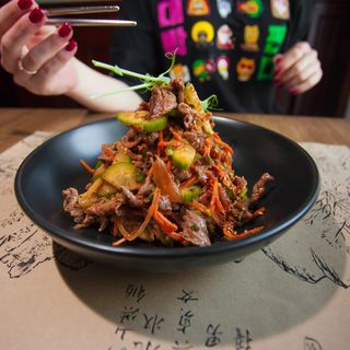 Сокогі хве / 소고기 회 (250 г)