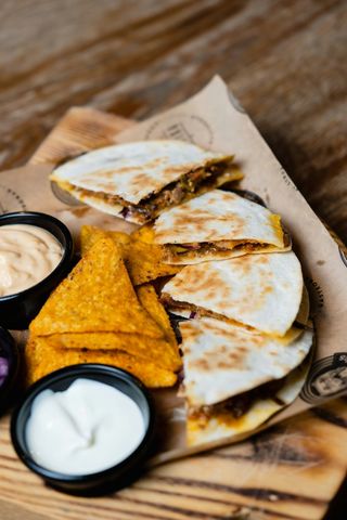 QUESADILLAS EL CERDO GRANDE