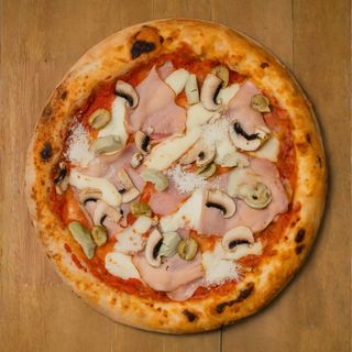 Піца Капрічоза (630г)