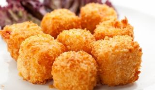 Сирене хапки със сусам