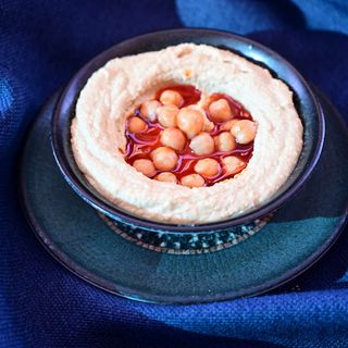 ,,ჰუმუსი'' 