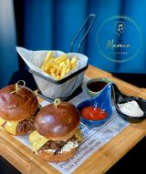  Бургери с дърпано телешко месо (2бр)