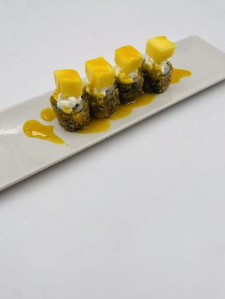 211.Tempura Maki De Tonyina I Alvocat (8 Uds.)