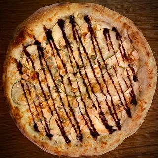 З Грушею і Дор-Блю 40см