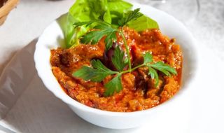 ZACUSCA DE CASA CU PAINE PRAJITA