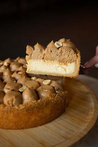 Cheesecake orzechowo-karmelowy