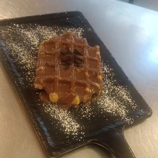 Gofre Con Bola De Helado