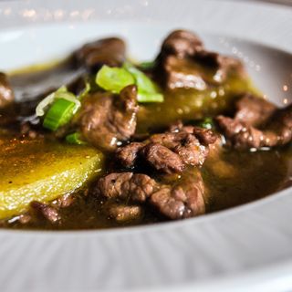 136. Manzo al curry verde