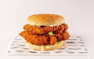 Crunch FC Superstack Burger