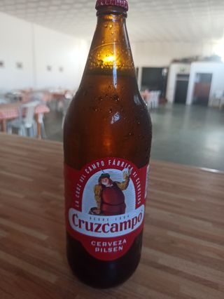 Cerveza Cruzcampo (1 Lt.)