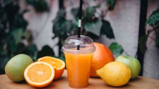 სეზონური ხილის ფრეში ციტრუსი