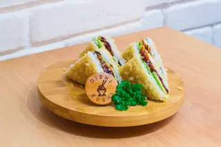 Sandwich Saumon Avocat Fromage