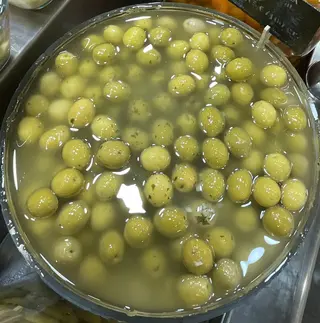 Manzanilla Con Ajo Y Perejil 100 G.