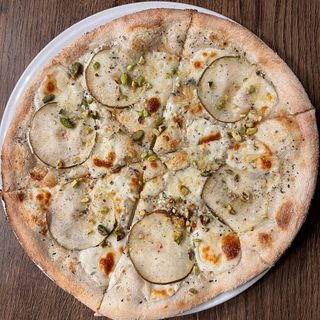 Піца Дольче Пера (250г) 22см