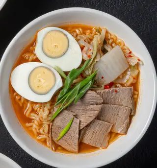 Рамен с мясом  (450гр)