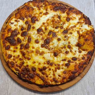 Пица Куатро Формаджи (30см-500г)