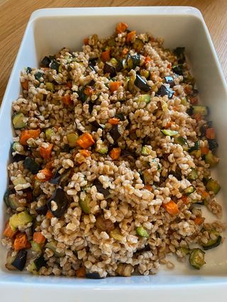 Insalata di farro e verdure