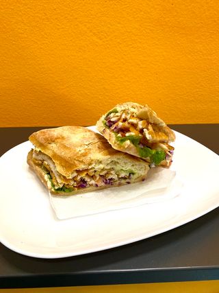 Sendvič pohovana piletina