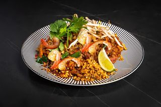 Pad Thai z krewetkami i tofu 