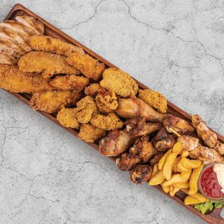 Platou cu carne de pui