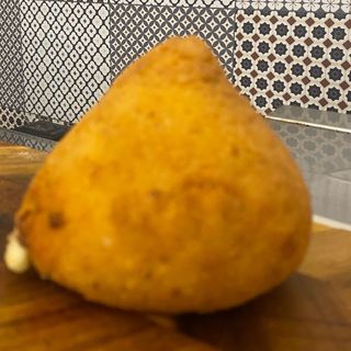 Arancina cacio e pepe