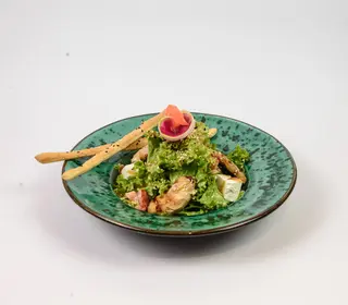 Салат з курчам (200г)