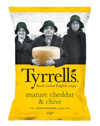 Tyrrell's Mature Cheddar & Chive 40g