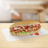 ქლაბ დოგი სტანდარტული სოუსით - პურში