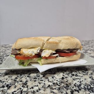 Bocadillo De Ternera