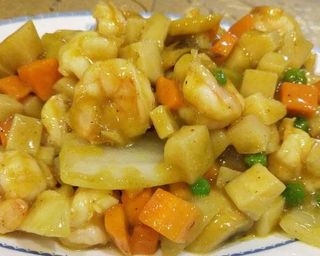 M3. Gambas com Caril à Tailandesa