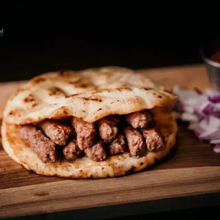 Mali Ćevapčići