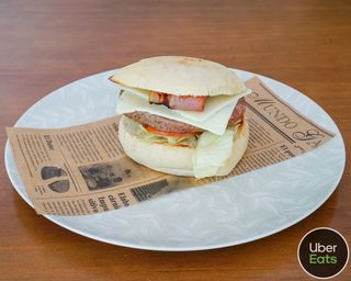 Hamburguesa De Buey En Pan De Mollete