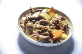 Ternera al curry con leche de coco
