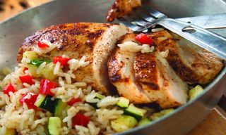 Demi poulet Riz cantonais au Poulet