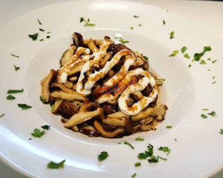 Salteado de setas shitake