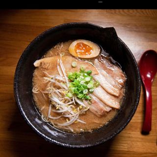 Ramen Miso con Panceta Picante