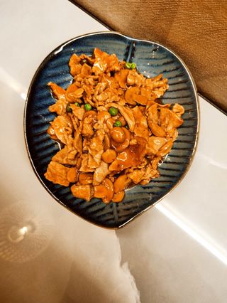 Manzo con salsa ostriche