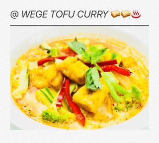 Tofu curry wegetariańskie