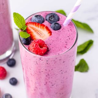 mixed berries smoothie